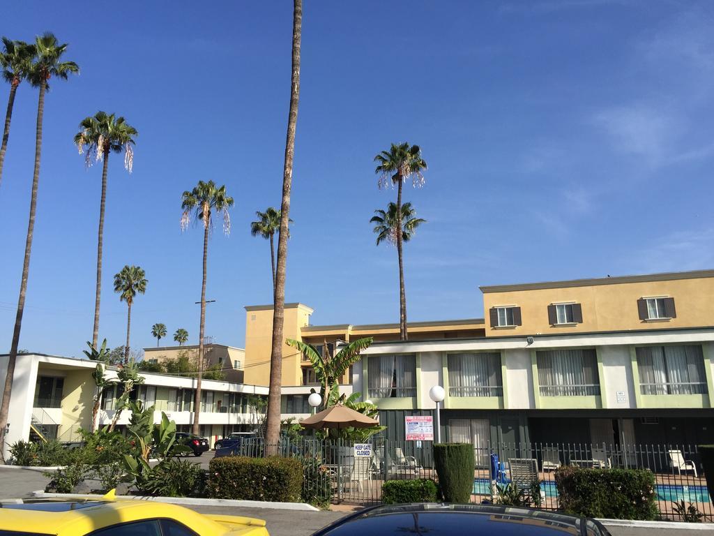 Vagabond Inn Los Angeles At Usc Bagian luar foto